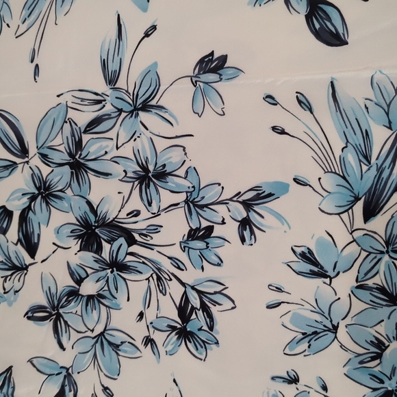 ⭐Loft Womens Skirt 100% Silk Blue Cream Floral High Low Feminine Girly Pastel 10 - Picture 2 of 12